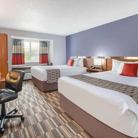 Microtel Inn & Suites By Wyndham Pittsburgh Airport Robinson Township  Exterior photo