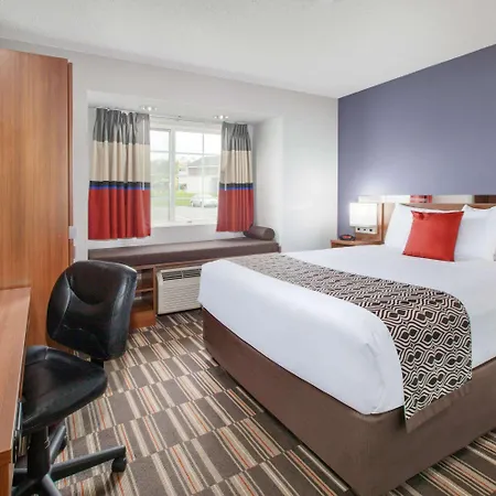 Microtel Inn & Suites By Wyndham Pittsburgh Airport Robinson Township  Exterior photo
